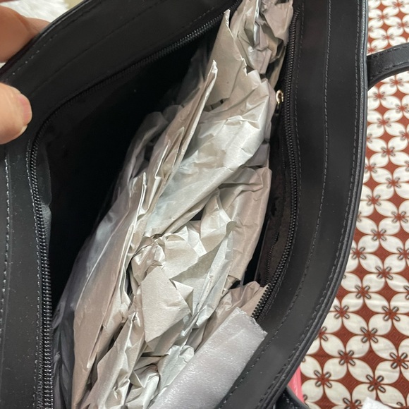 Kate Spade Tote Bag - Picture 6 of 9